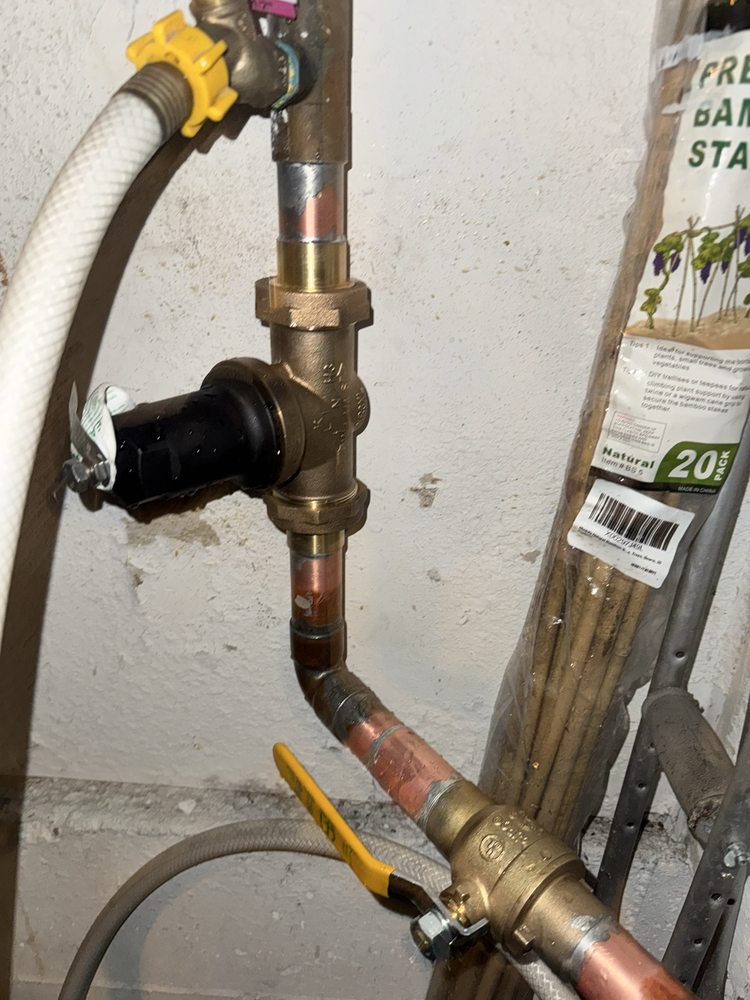 Clean soldered copper repiping and shutoff valve installed by 5Star Plumbing Rebuild